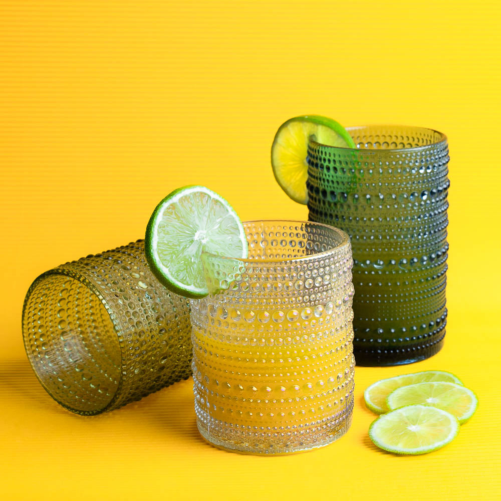 Meet your new favorite glass—textured for grip, styled for bold sips. From brunch juice to evening cocktails, MIZT glassware brings the vibe every time. ✨ Durable. Dotted. Deliciously different.